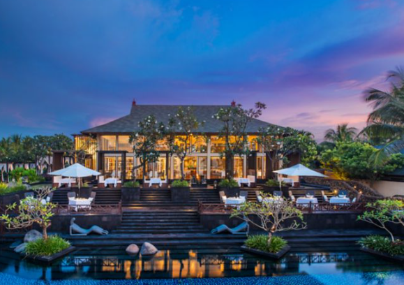 review-hotel-the-st-regis-bali-resort