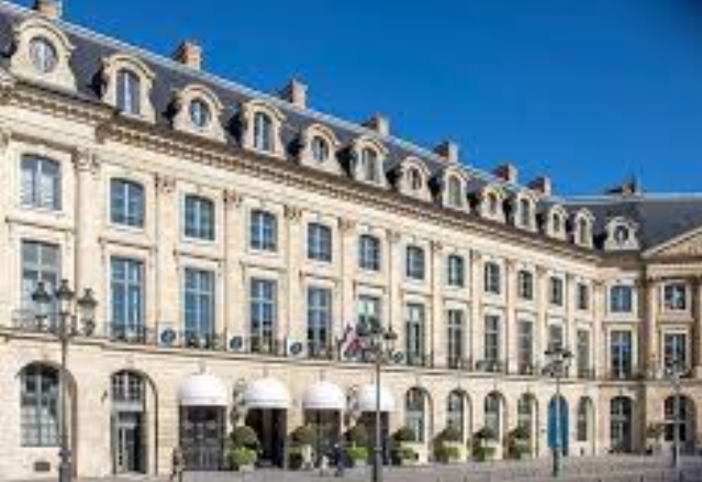Pengalaman Menginap Eksklusif di The Ritz Paris, Prancis