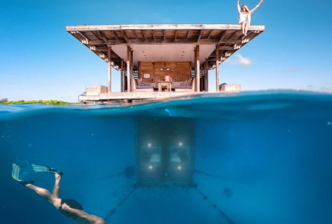 Review The Manta Resort Kamar Bawah Laut Unik Tanzania