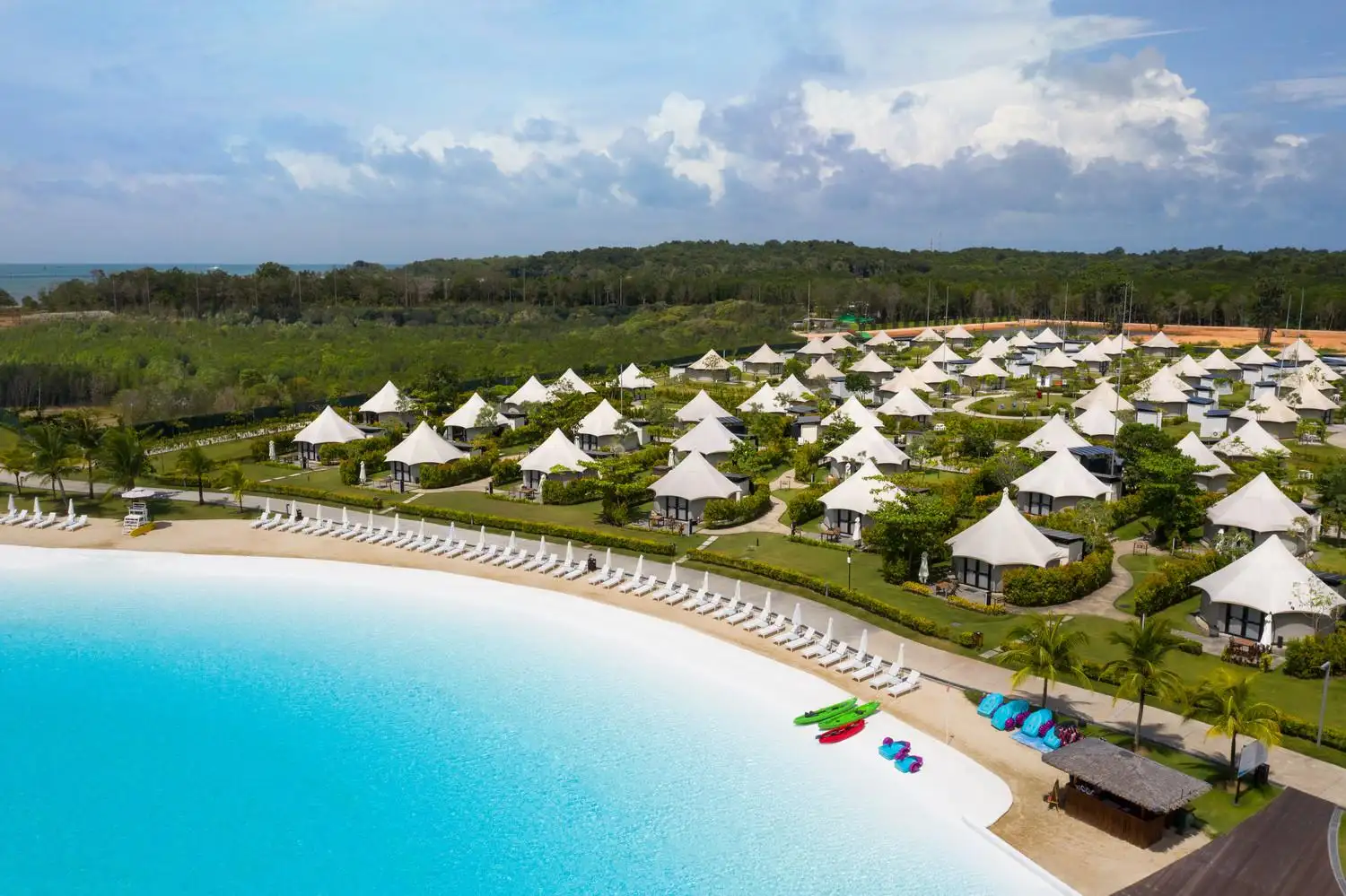 Glamping Mewah Indonesia Pilihan Wisata Alam Modern Terbaik