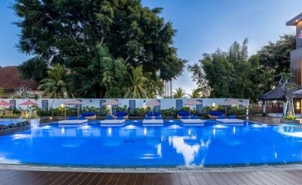 Hotel Keluarga Kolam Renang Nyaman Sarapan Lengkap
